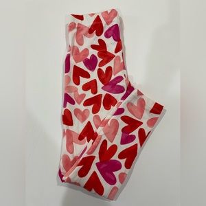 EUC Gymboree Valentine’s Day leggings.